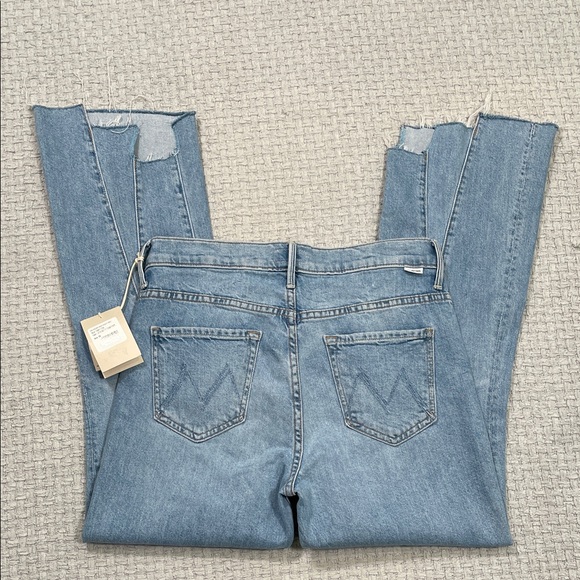 MOTHER Denim - Women’s MOTHER Insider Crop Pointy Fray Lets Get it Together 10987-1709 Size 29